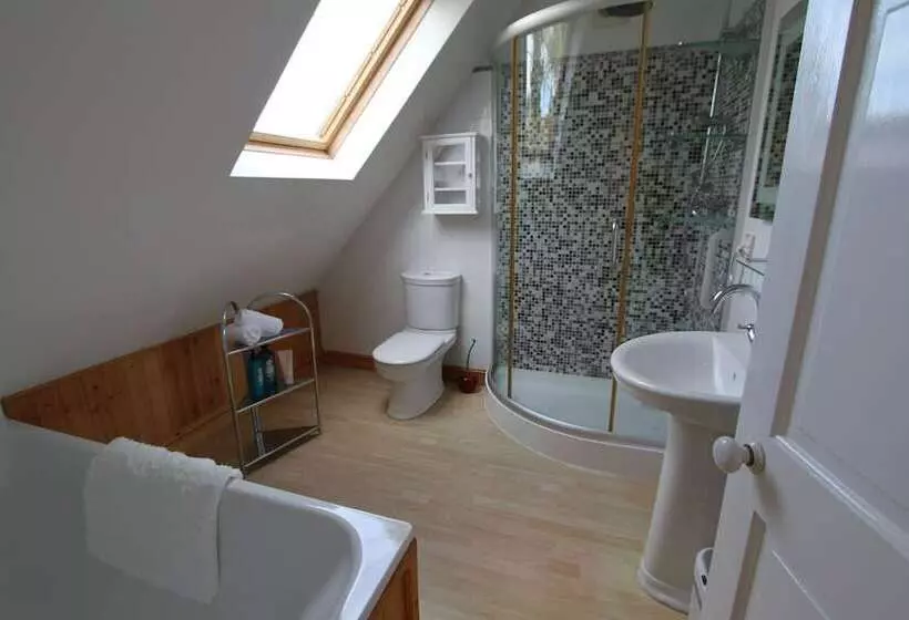 Meadow Rise Guest House