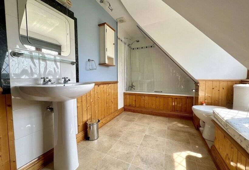 Meadow Rise Guest House