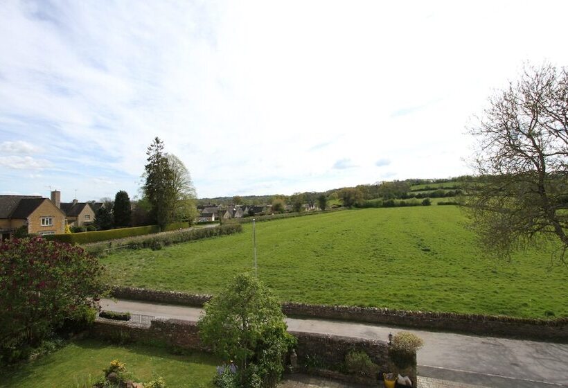 Meadow Rise Guest House