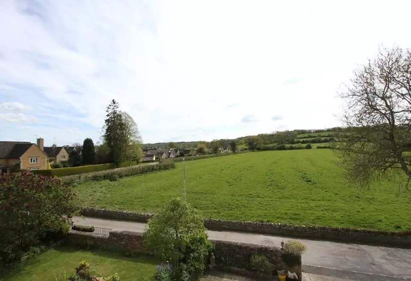Meadow Rise Guest House