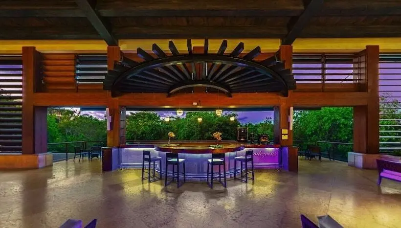 Dreams Riviera Cancun Resort & Spa - All Inclusive