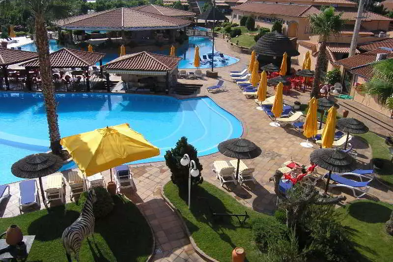 Alambique Hotel Resort & Spa