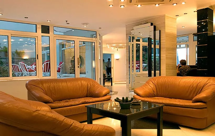 酒店 Alantha Apartments