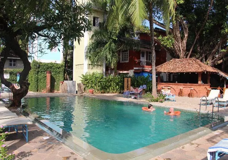 Отель Aldeia Santa Rita Candolim