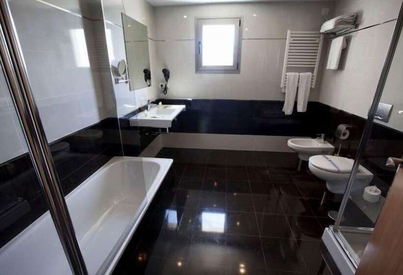 בית מלון כפרי Allon Mediterrania