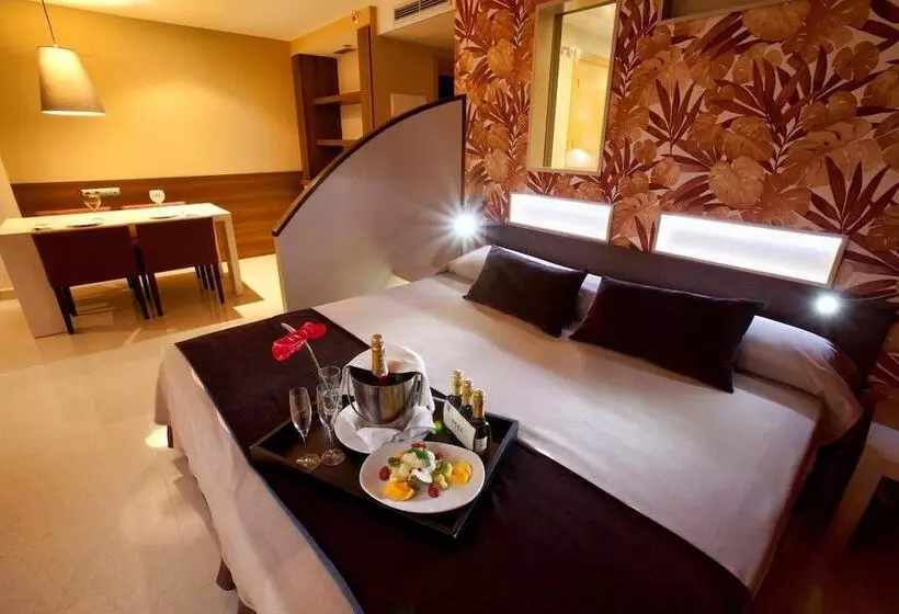 호텔 Allon Mediterrania