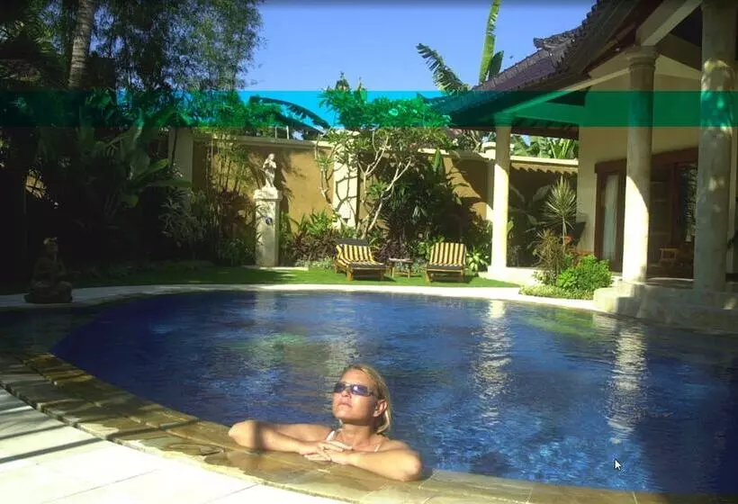 Hotel Bali Emerald Villas