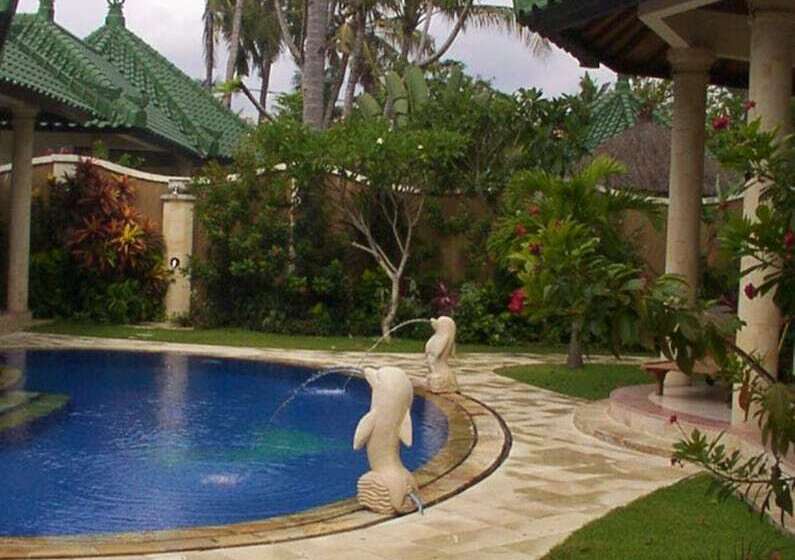 בית מלון כפרי Bali Emerald Villas