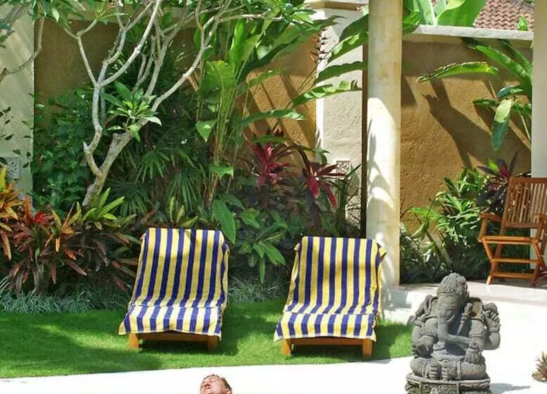 Hotel Bali Emerald Villas