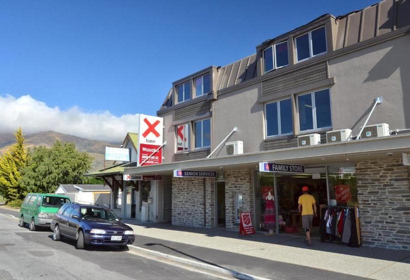 فندق Base Backpackers Wanaka  Hostel