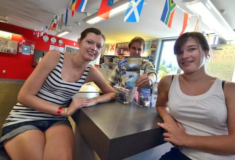 Hotel Base Backpackers Wanaka  Hostel