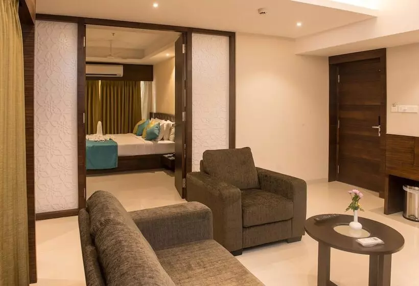 Calangute Towers   Am Hotel Kollection