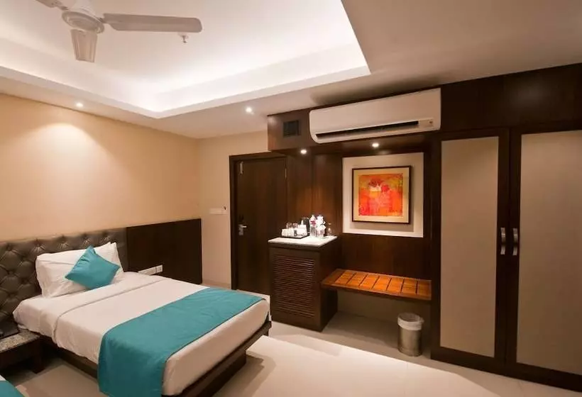 Calangute Towers   Am Hotel Kollection