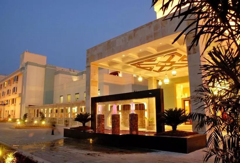 酒店 Cambay Grand  Kukas