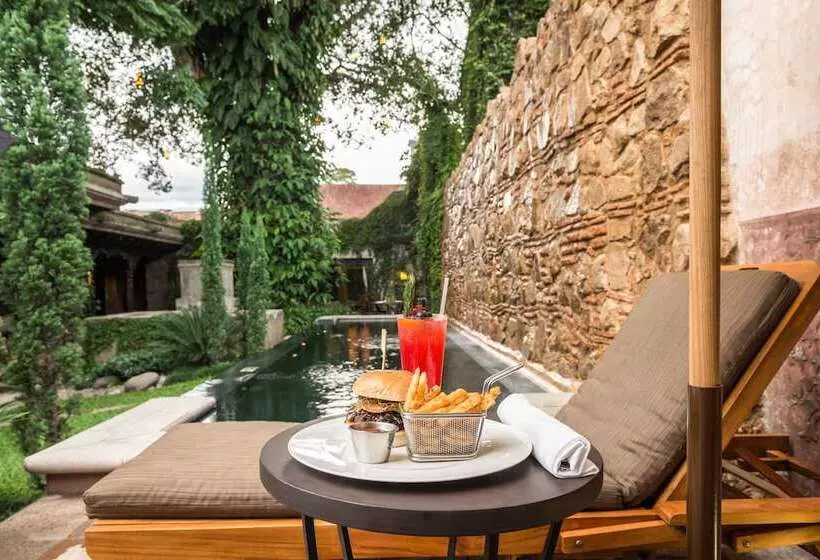 هتل El Convento Boutique