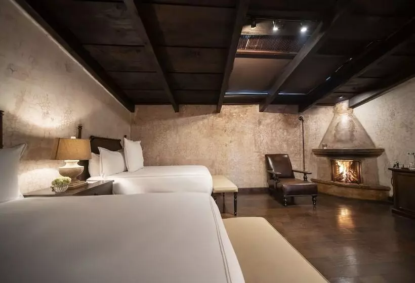 هتل El Convento Boutique