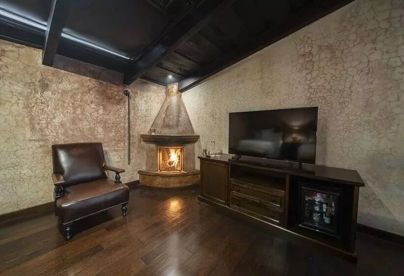 هتل El Convento Boutique