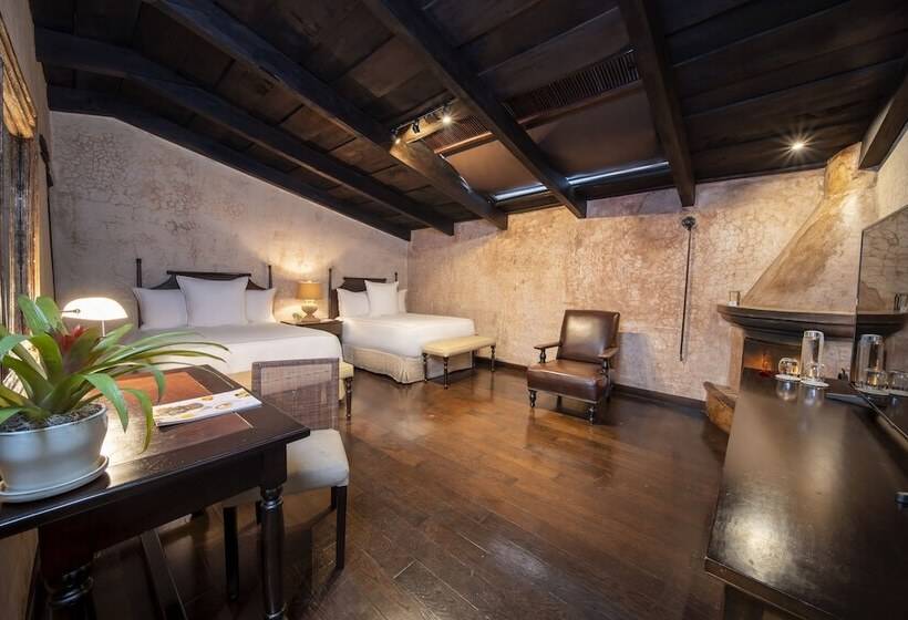 هتل El Convento Boutique