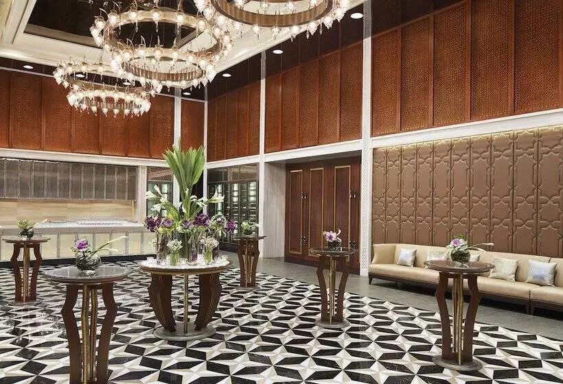 Four Seasons Hotel Mumbai