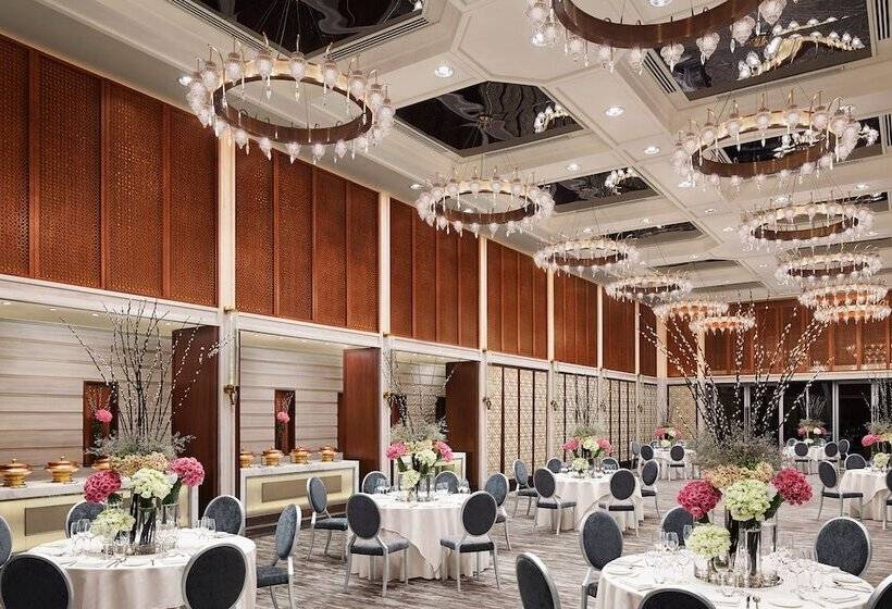 Four Seasons Hotel Mumbai