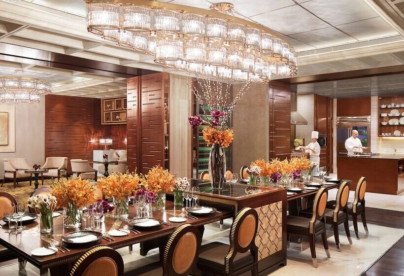 Four Seasons Hotel Mumbai