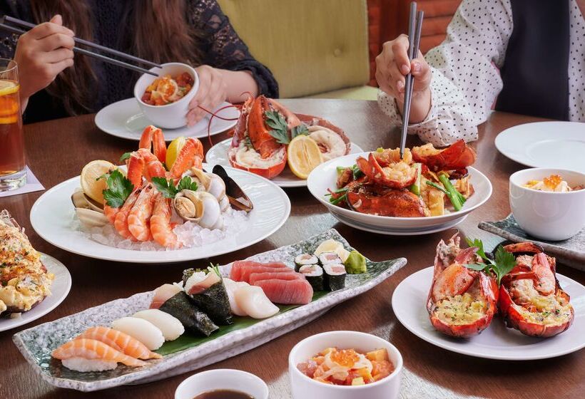 هتل Hyatt Regency Hong Kong, Tsim Sha Tsui