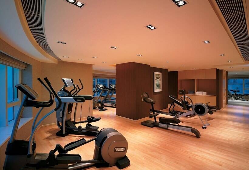 هتل Hyatt Regency Hong Kong, Tsim Sha Tsui