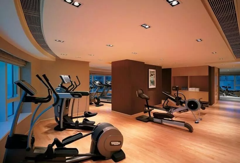 هتل Hyatt Regency Hong Kong, Tsim Sha Tsui