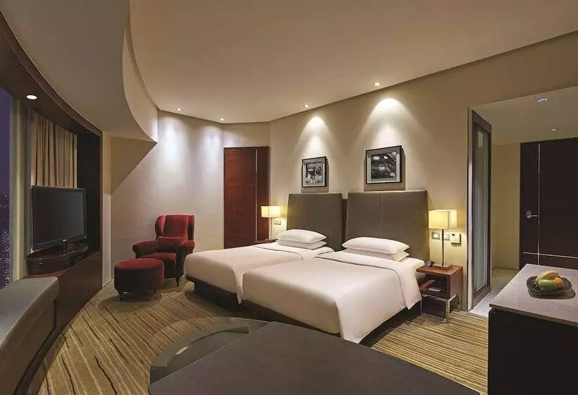 هتل Hyatt Regency Hong Kong, Tsim Sha Tsui