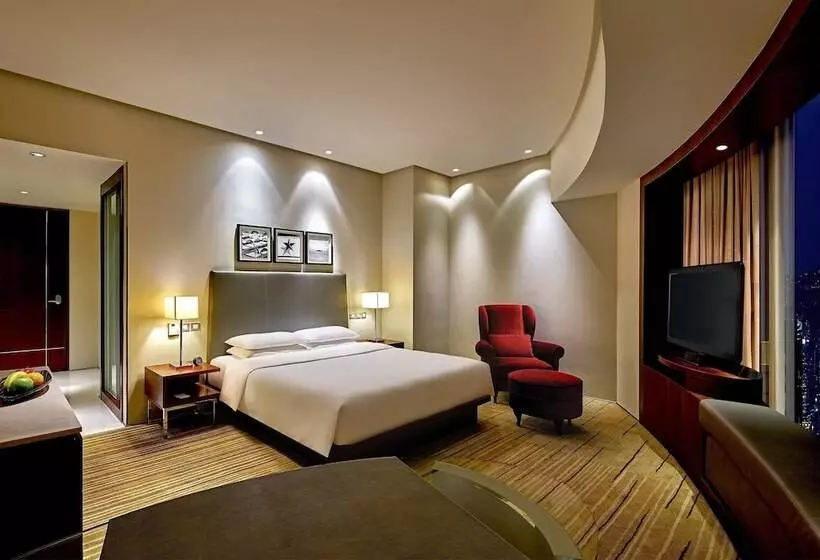 هتل Hyatt Regency Hong Kong, Tsim Sha Tsui