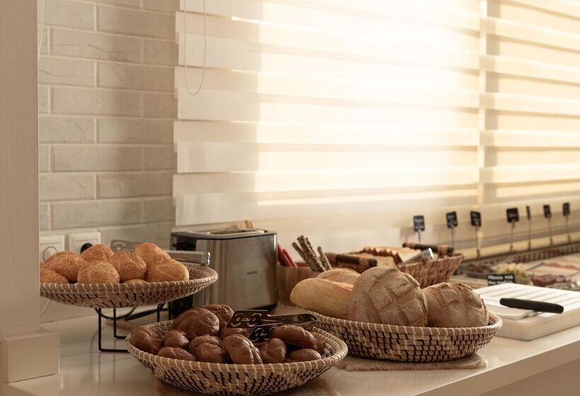 Irida Hotel Agia Pelagia