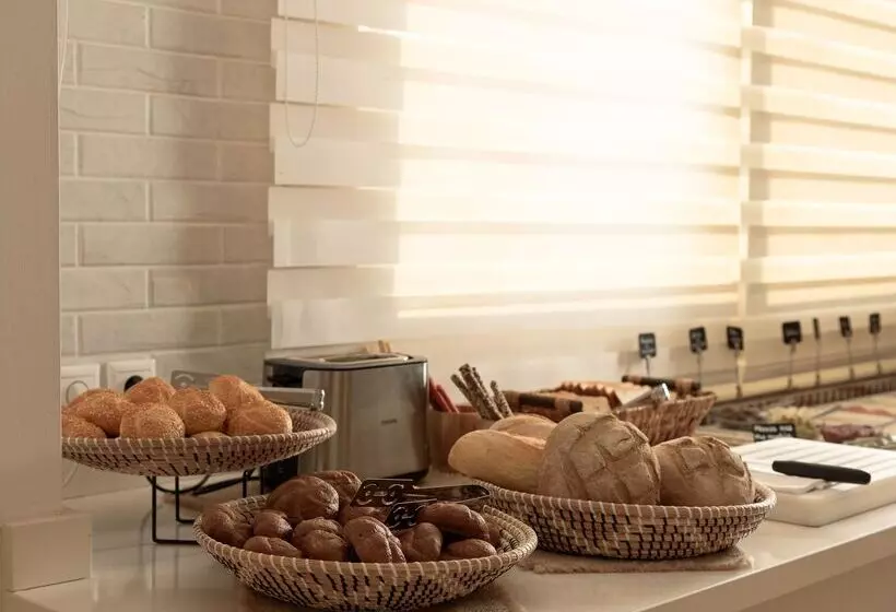 Irida Hotel Agia Pelagia