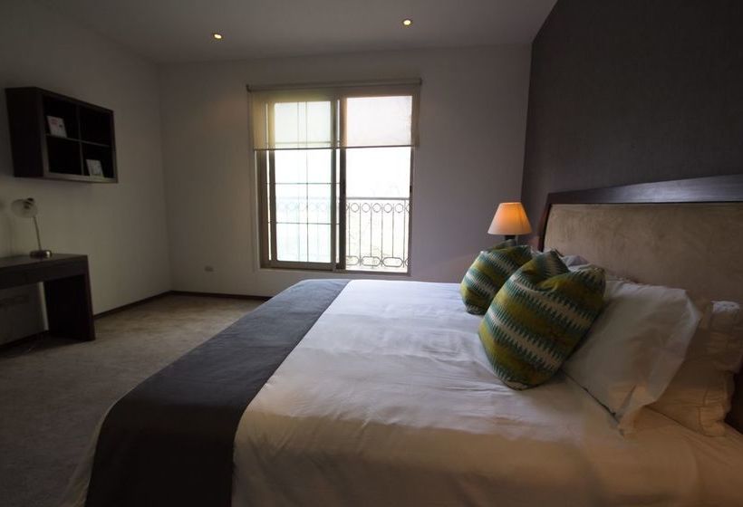 فندق Torres De El Legado