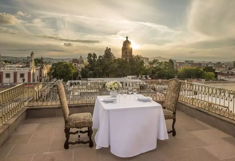 هتل Museo Palacio De San Agustin