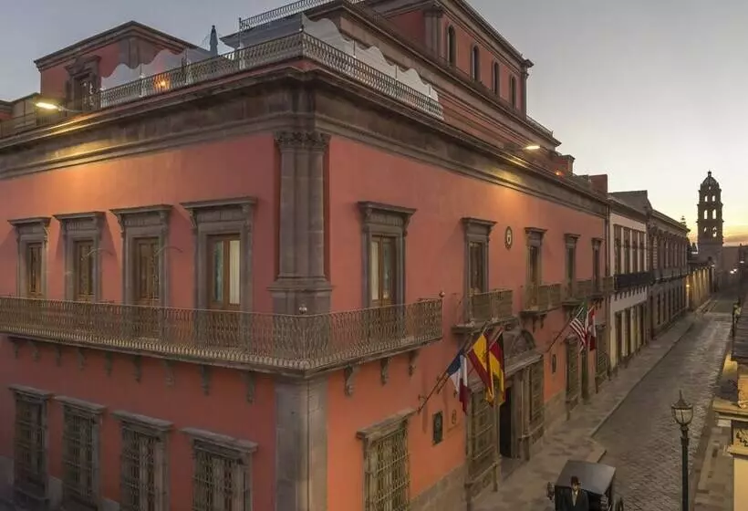 هتل Museo Palacio De San Agustin