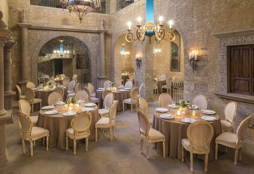 هتل Museo Palacio De San Agustin