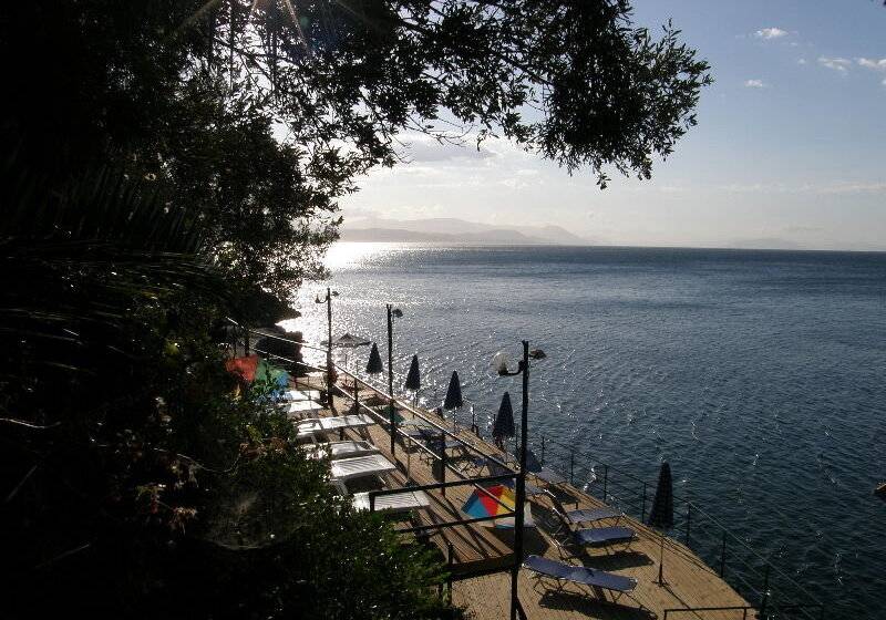 Hotel Nautilus Barbati