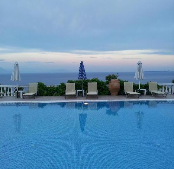 Hotel Nautilus Barbati