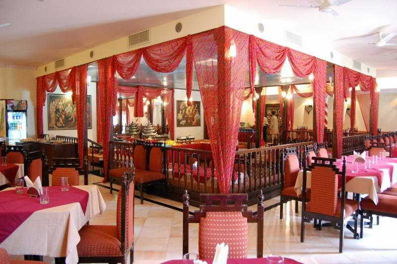 호텔 Shree Ram International