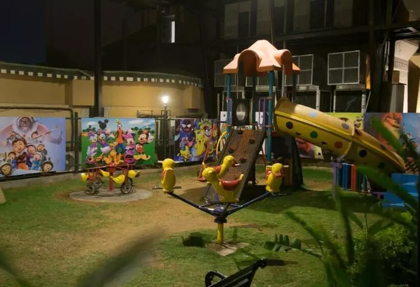 فندق The Corinthians Resort And Club