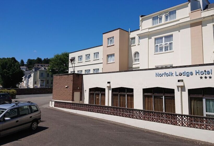 בית מלון כפרי The Norfolk Lodge