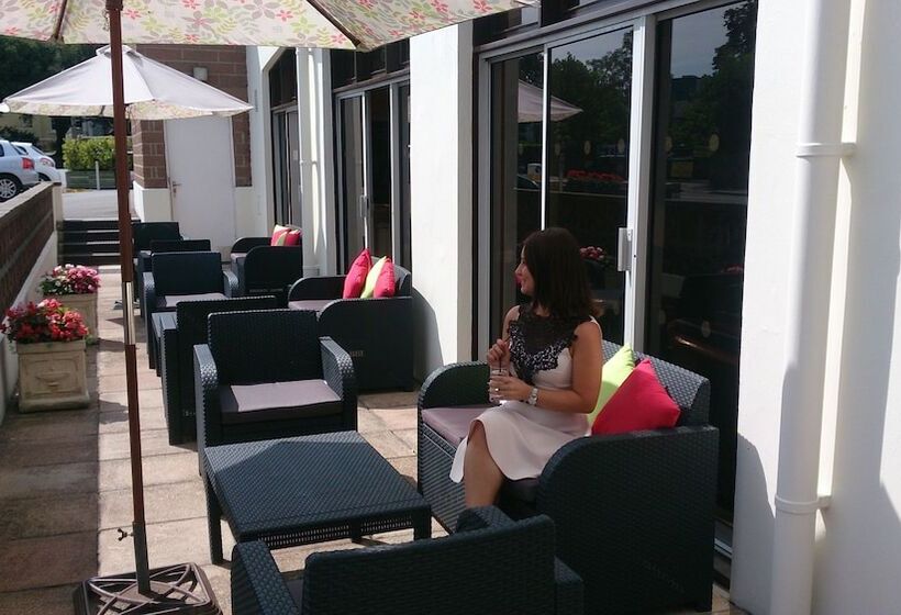 בית מלון כפרי The Norfolk Lodge