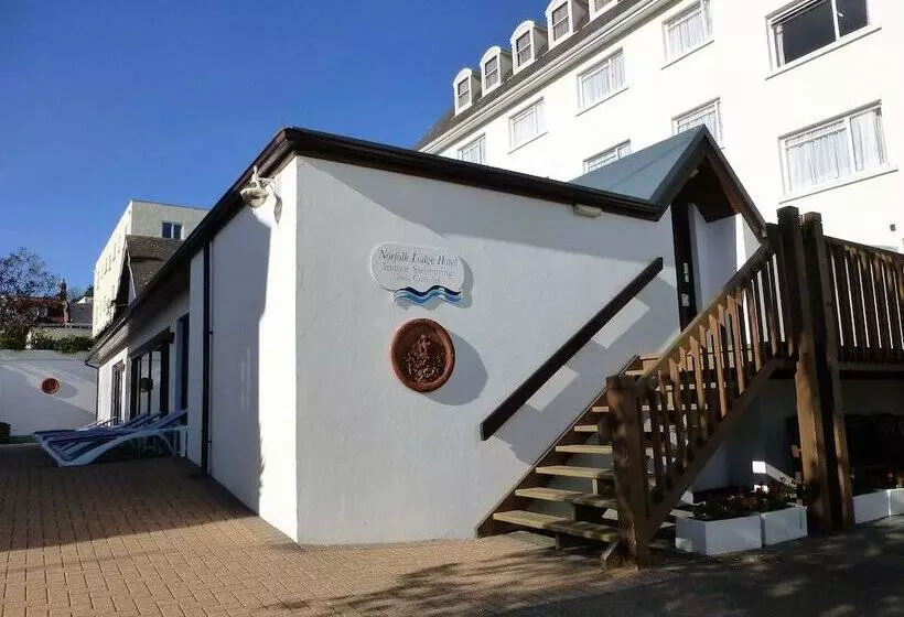 Отель The Norfolk Lodge