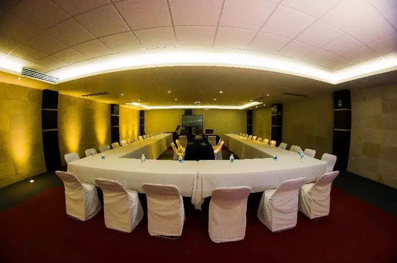 Wyndham Garden Aguascalientes Hotel & Casino