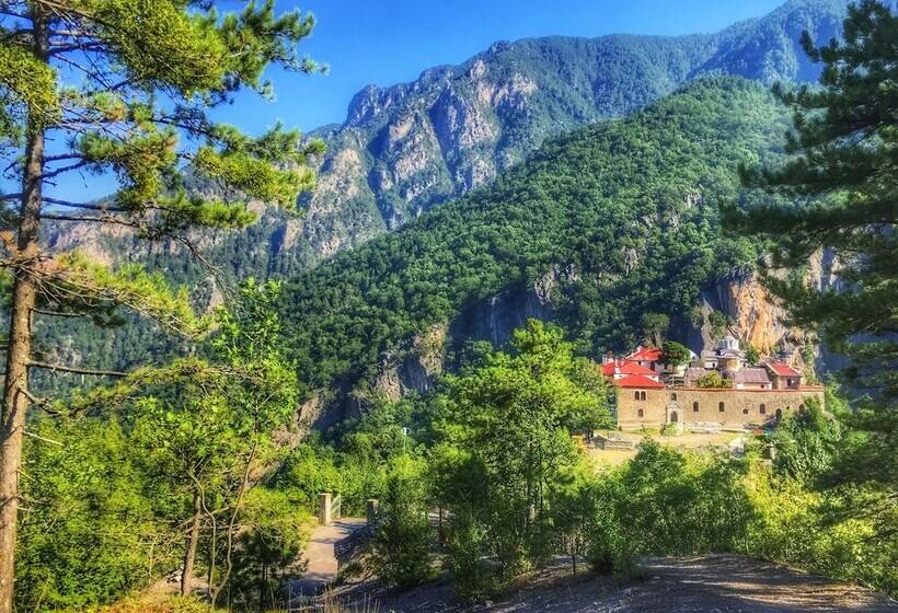 Hotell Zarkada Archontiko