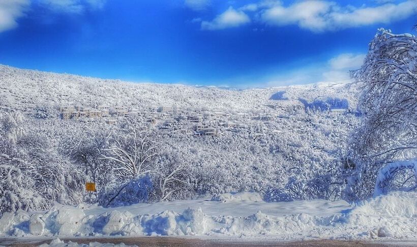 Hotell Zarkada Archontiko