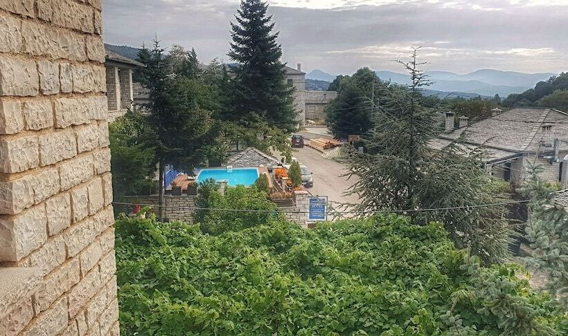 Hotell Zarkada Archontiko