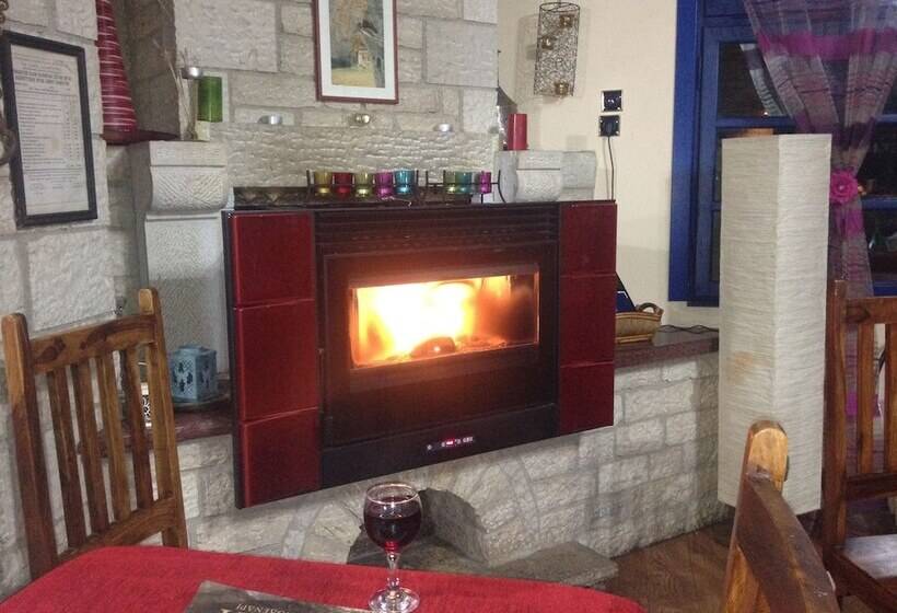 Hotell Zarkada Archontiko