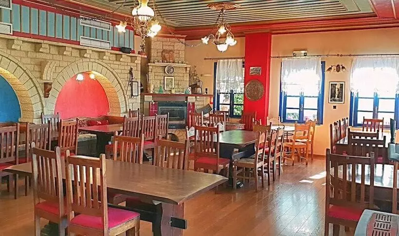 ホテル Zarkada Archontiko