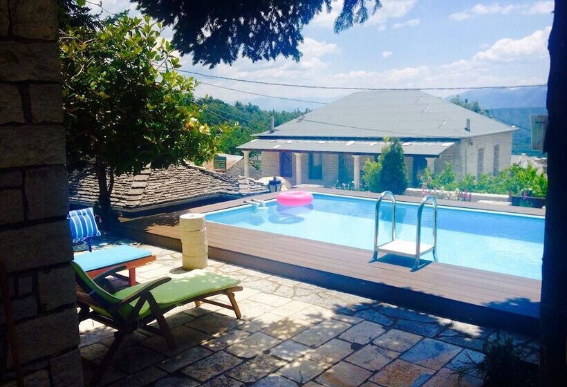 Hotell Zarkada Archontiko